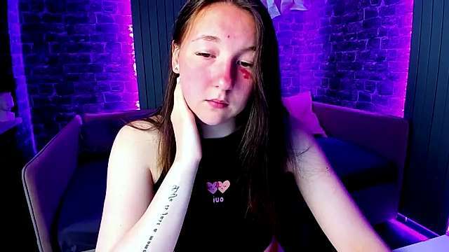 AprilGreer Stripchat Webcam Model - Profile & Free Live Sex Show ...