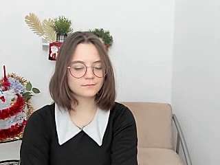 Bright_Moon Stripchat Webcam Model - Profile & Free Live Sex Show ...