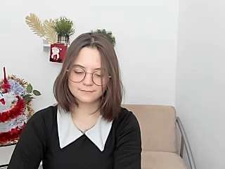 Bright_Moon Stripchat Webcam Model - Profile & Free Live Sex Show ...