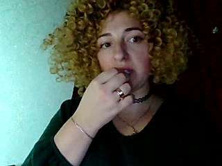 ChypsHotty Stripchat Webcam Model - Profile & Free Live Sex Show ...