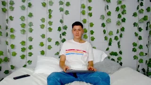 Lucky_lee_ Stripchat Webcam Model - Profile & Free Live Sex Show - Cam4Joy