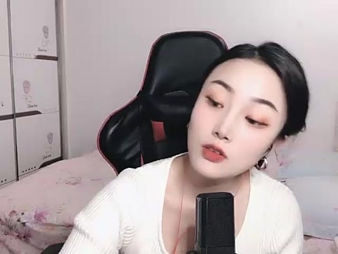 Sweetheart-- Stripchat Webcam Model - Profile & Free Live Sex Show